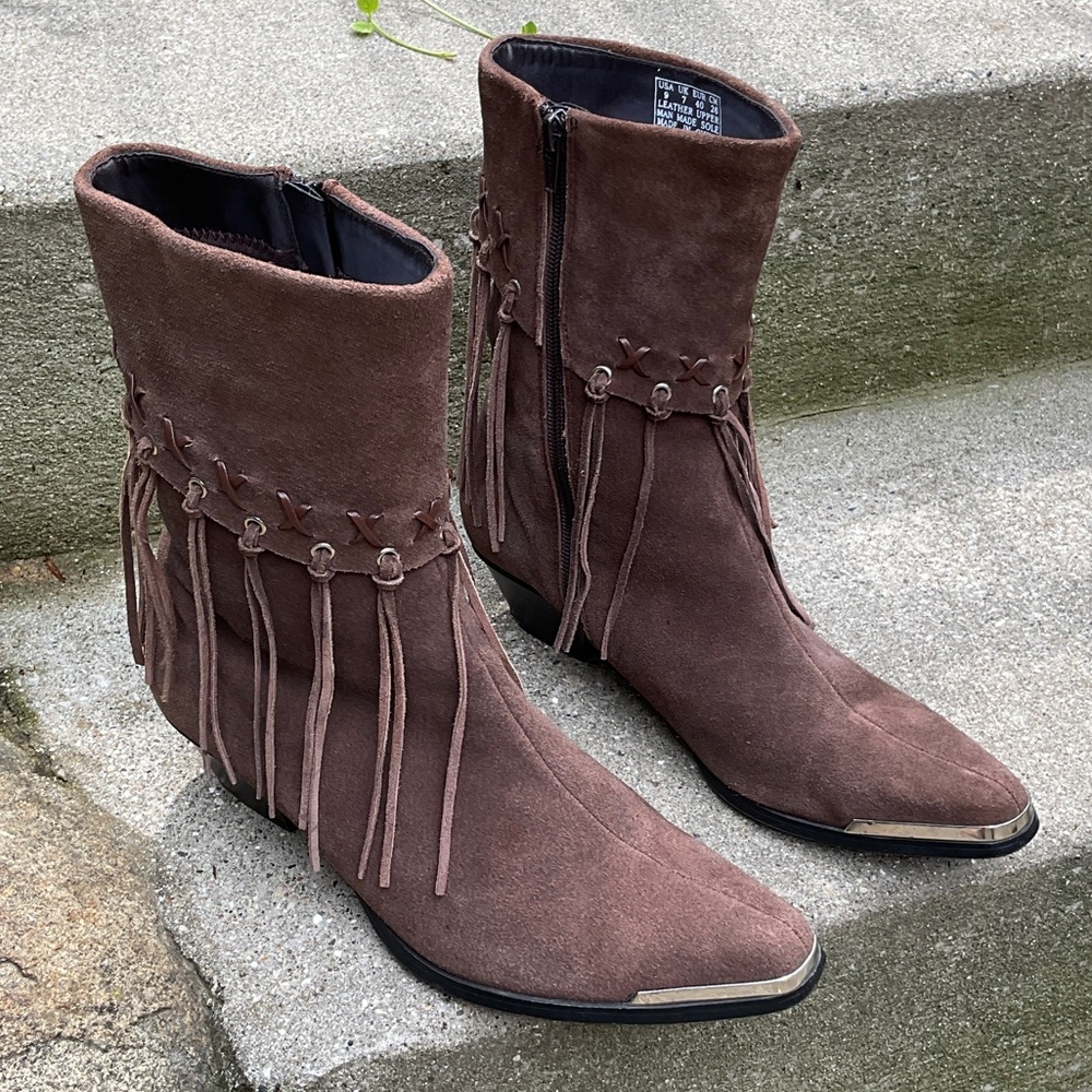 Oak Tree Farms Suede Fringe Western Style Boots Silver Tipped Size 9 Festival